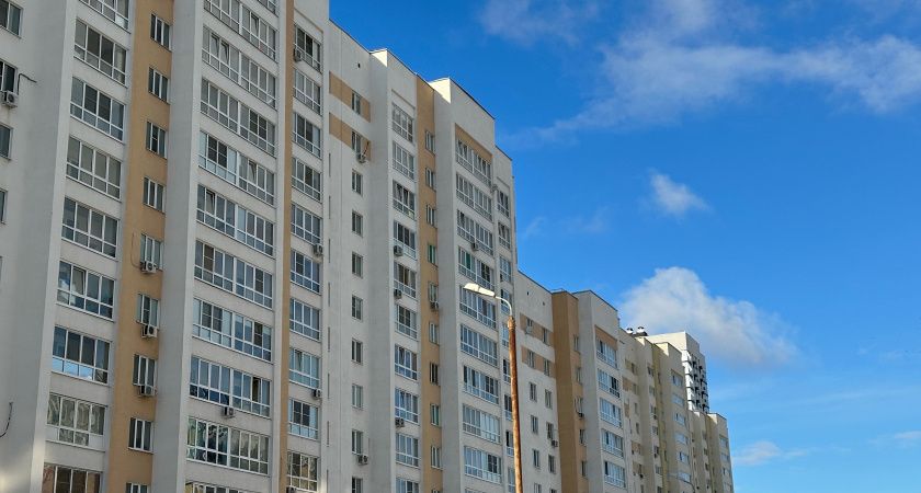 Касается всех собственников многоквартирных домов с балконами: по 1500 рублей с квартиры - вводятся новые штрафы