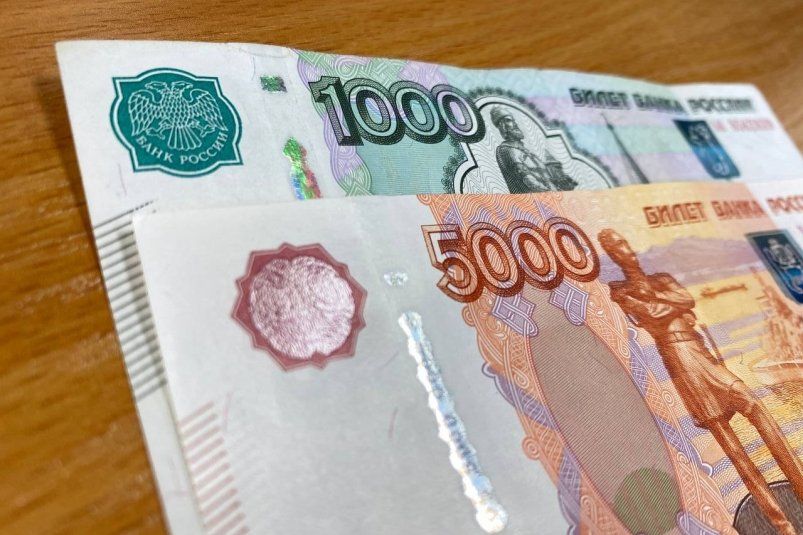 Молодежь "не отвертится" от этого налога — будут списывать 8 %: кого коснется в 2025 году