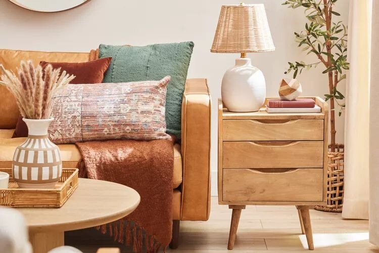 Как выбрать идеальный светильник для гостиной: советы и рекомендации