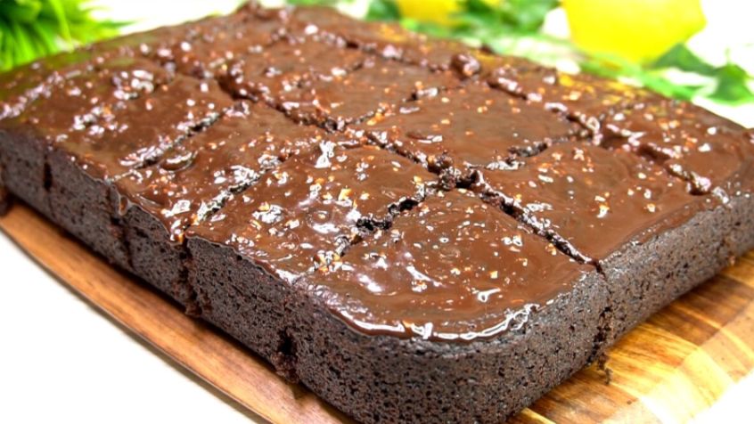 Пирог «Сумасшедший»: когда нехватка ингредиентов порождает кулинарный шедевр