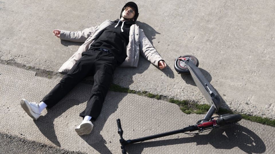 Электросамокат против автомобиля: кто виноват в ДТП с подростком?