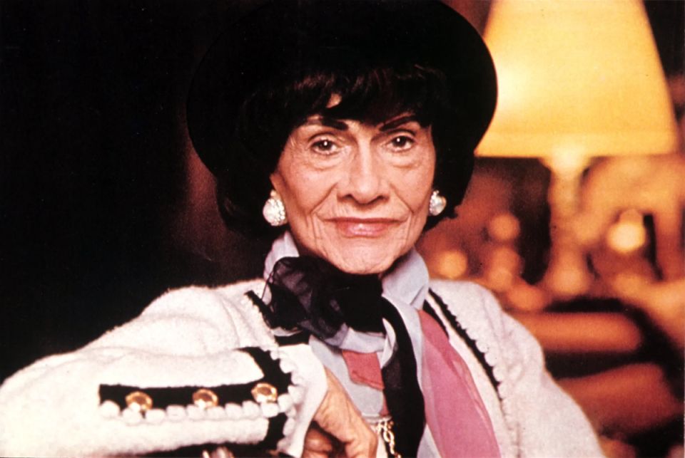 Как завтрак Коко Шанель формировал ее стиль и энергетику