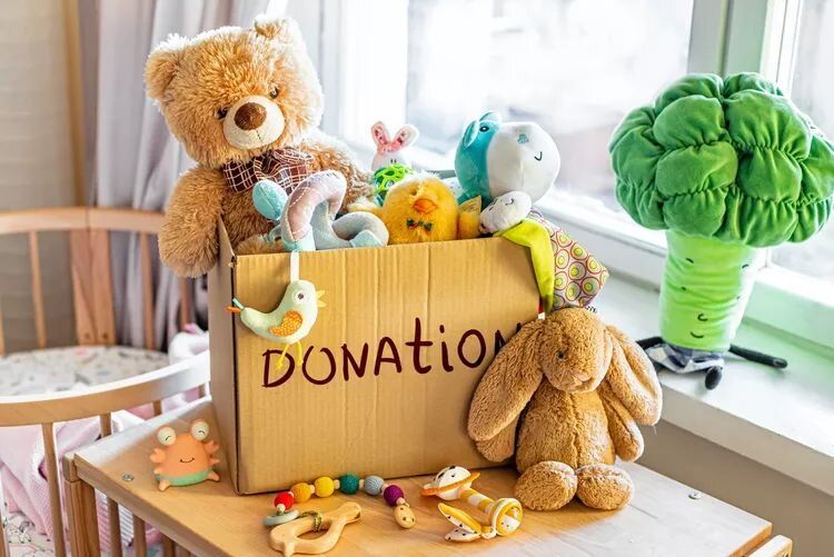 Как навести порядок с игрушками: советы для родителей и уход за детскими сердцами