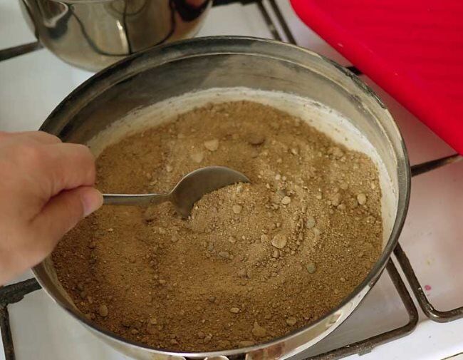 Проблема прокаливания почвы: стоит ли рисковать?