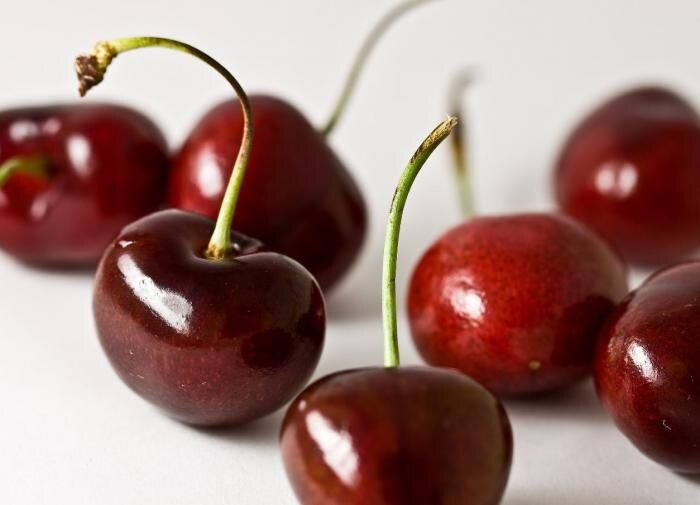 Как без труда и риска избавиться от косточек в косточковых фруктах