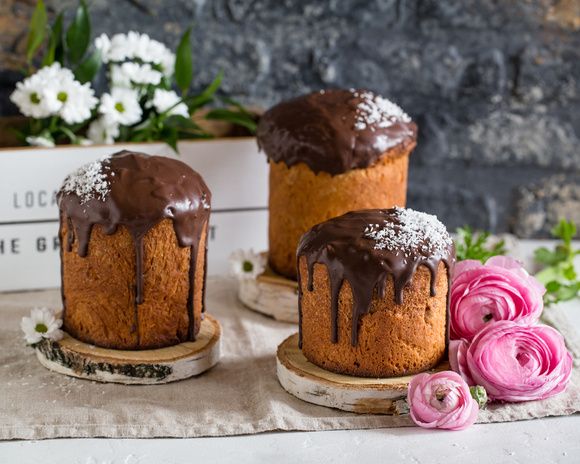 Как создать уникальный пасхальный кулич: секреты глазури и декора