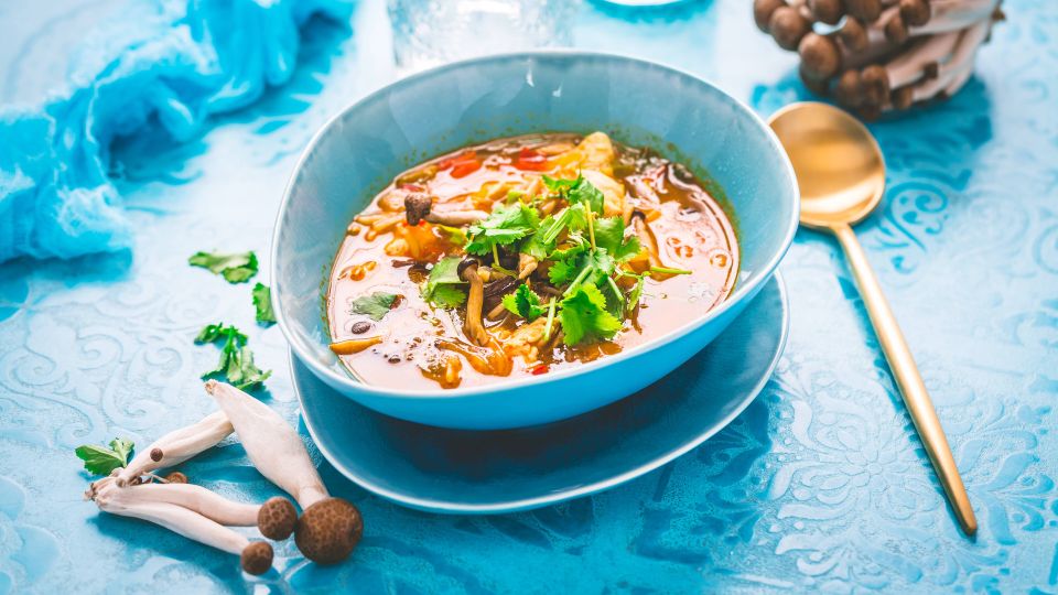 Не спешите класть этот ингредиент в суп: прокиснет на следующий же день