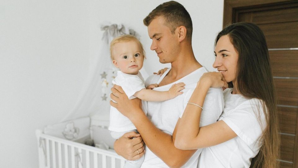 Демографический кризис в России: как низкая рождаемость повлияет на будущее