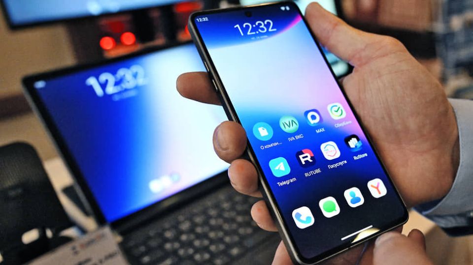 Новые штрафы за нарушения в интернет-авторизации и рекомендательных алгоритмах