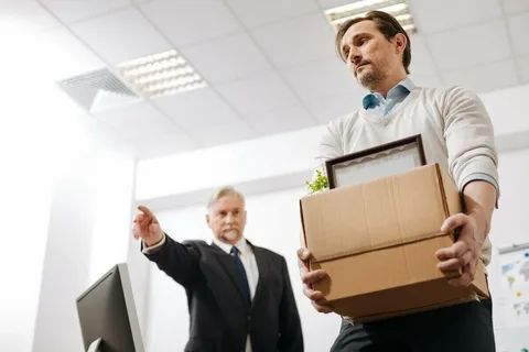 Сокращения на рынке труда: реальность переобучения и надежды на вакансию