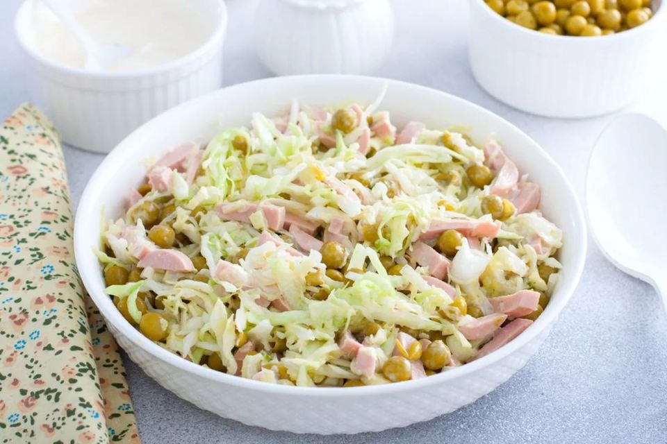 Салат 'Днестр': кулинарная классика, которая завоюет ваше сердце