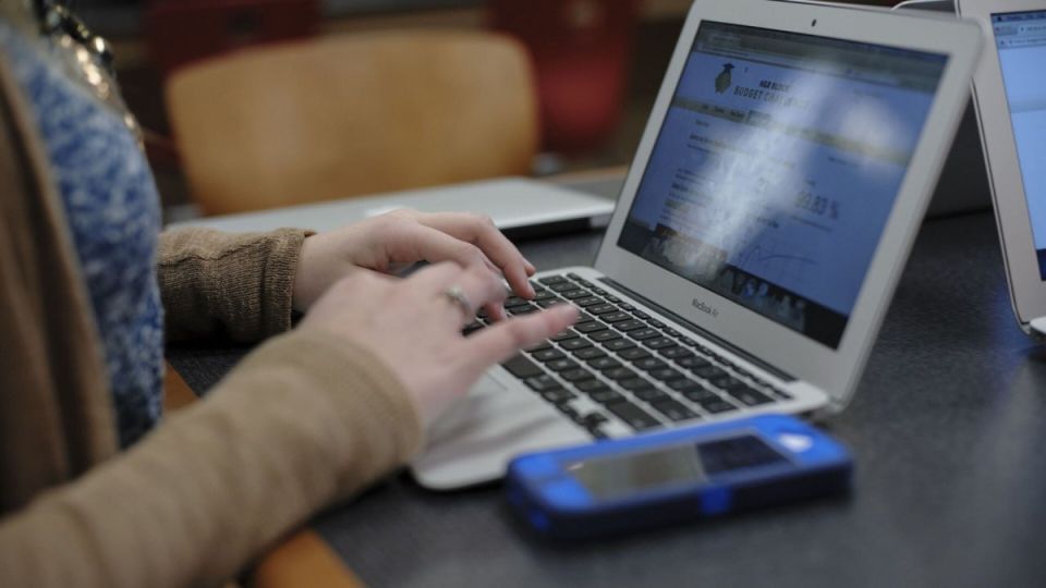 Обман и месть: экс-супруг использовал аккаунт бывшей жены для рассыла интимные фото