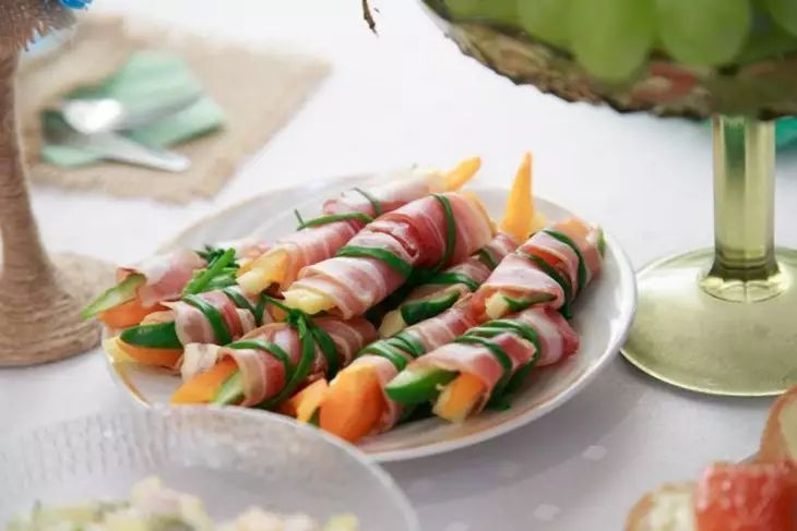 ��� ��������� ���������� �� ����: 3 ������ ������� ������ ������� �� 5 �����