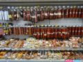 На Ростовском Дону нашли сомнительную партию колбасы без документов