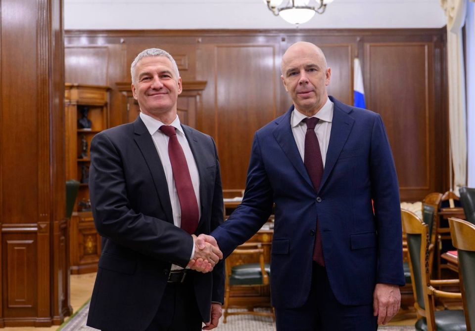 Антон Силуанов провел рабочую встречу с главой Республики Карелия