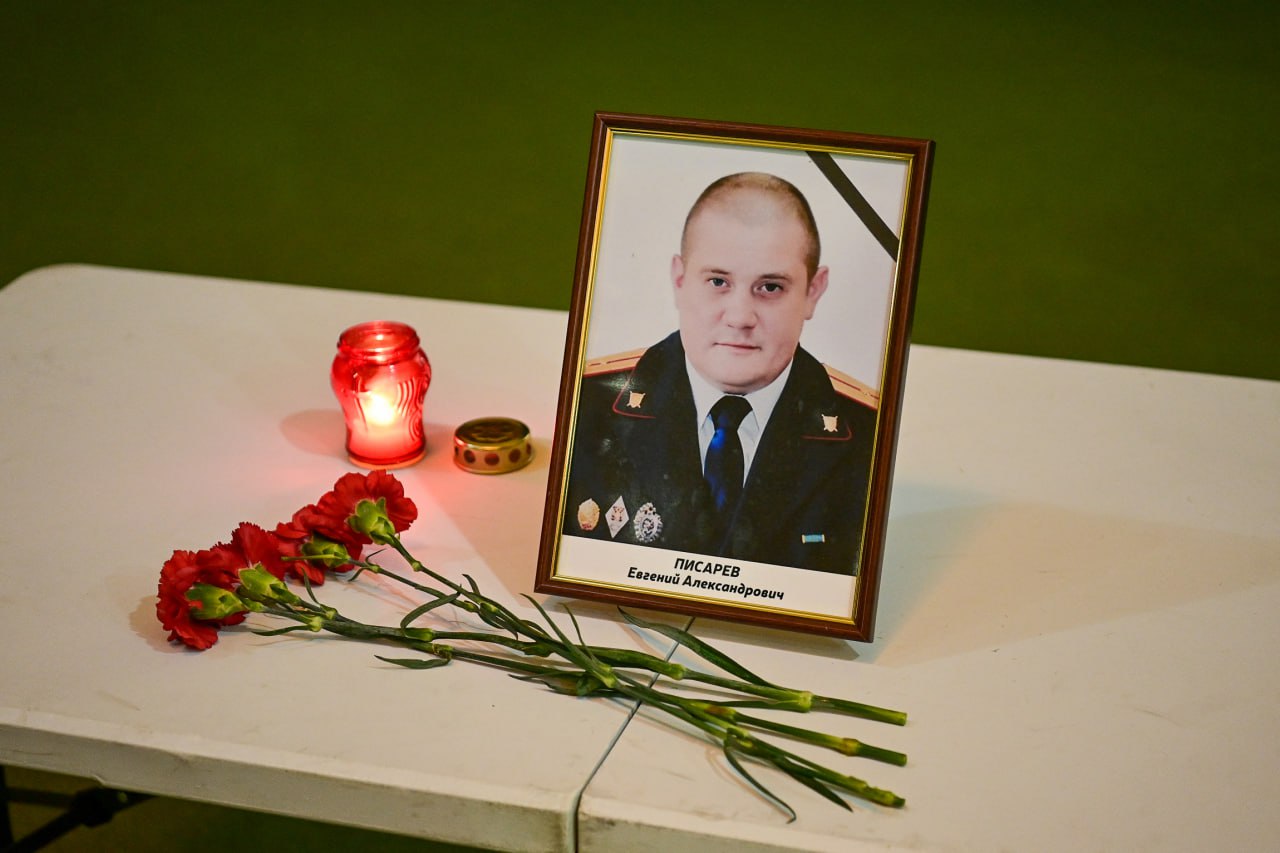 В Петрозаводске прошел мини-футбольный турнир памяти героя СВО Евгения Писарева
