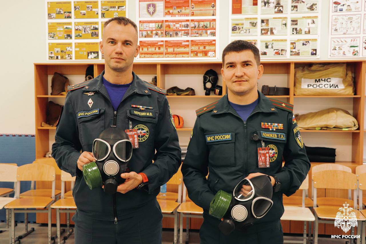 МЧС Карелии в «Авангарде». Сотрудники МЧС Республики Карелия стали экспертами двухдневной Республиканской спартакиады молодёжи допризывного возраста «Авангард.Карелия» МЧС Карелии в «Авангарде». Сотрудники МЧС Республики Карелия стали экспертами двухдневной Республиканской спартакиады молодёжи допризывного возраста «Авангард.Карелия»