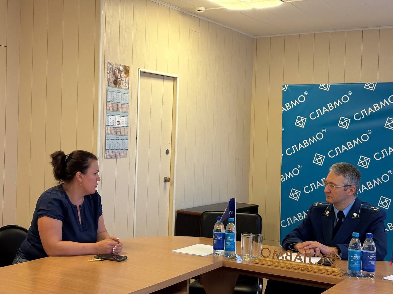 0 На контроле прокурора республики Дмитрия Харченкова находится работа по организации выездных и тематических приемов граждан