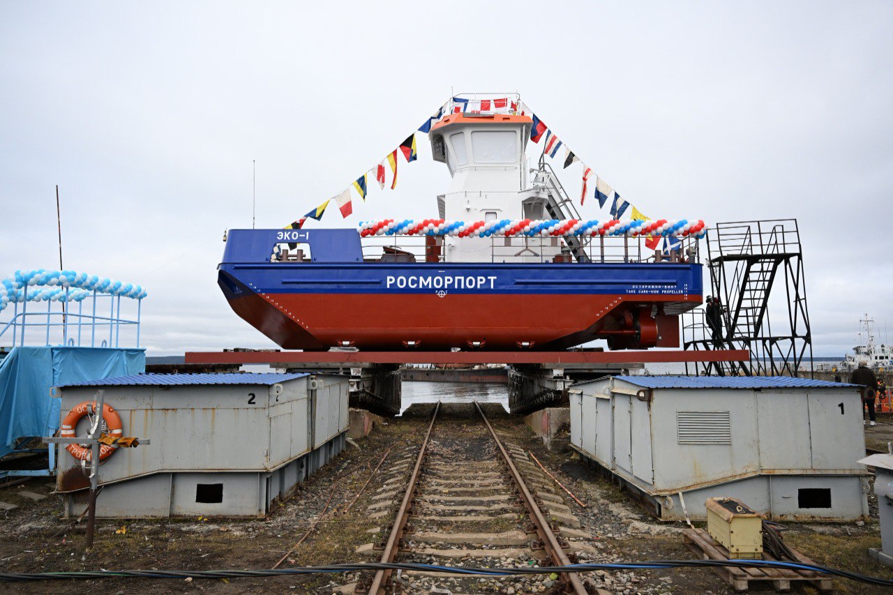Колыхматова: Сегодня на Онежском судостроительно-судоремонтном заводе спустили на воду еще одно судно!