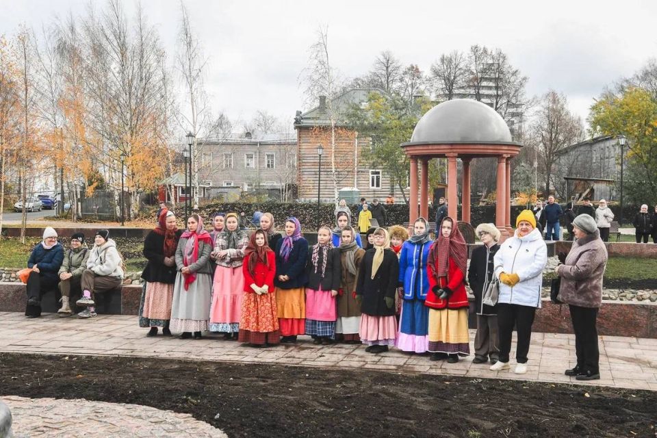 Колыхматова: В Иссерсоновском сквере открыли памятник легендарной карельской сказительнице и вопленице Ирине Федосовой Колыхматова: В Иссерсоновском сквере открыли памятник легендарной карельской сказительнице и вопленице Ирине Федосовой