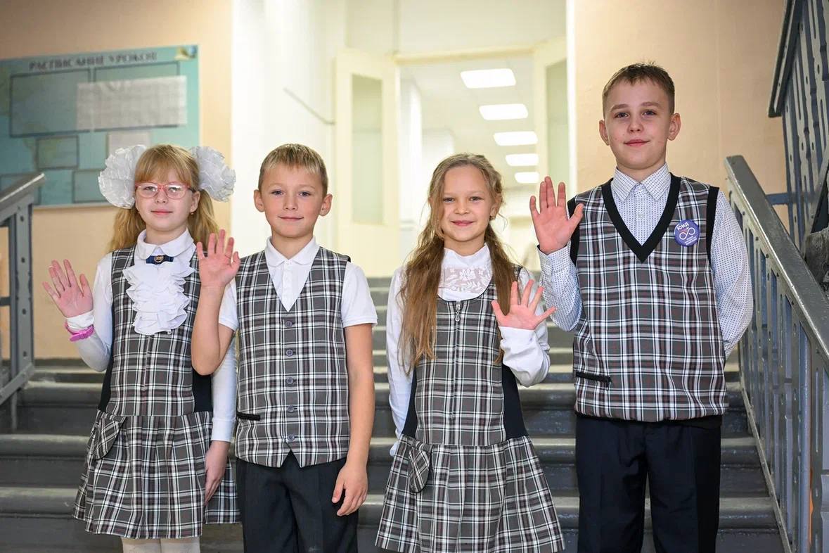 Колыхматова: Сегодня мы открыли двери нашей школы №7 после капитального ремонта! Колыхматова: Сегодня мы открыли двери нашей школы №7 после капитального ремонта!