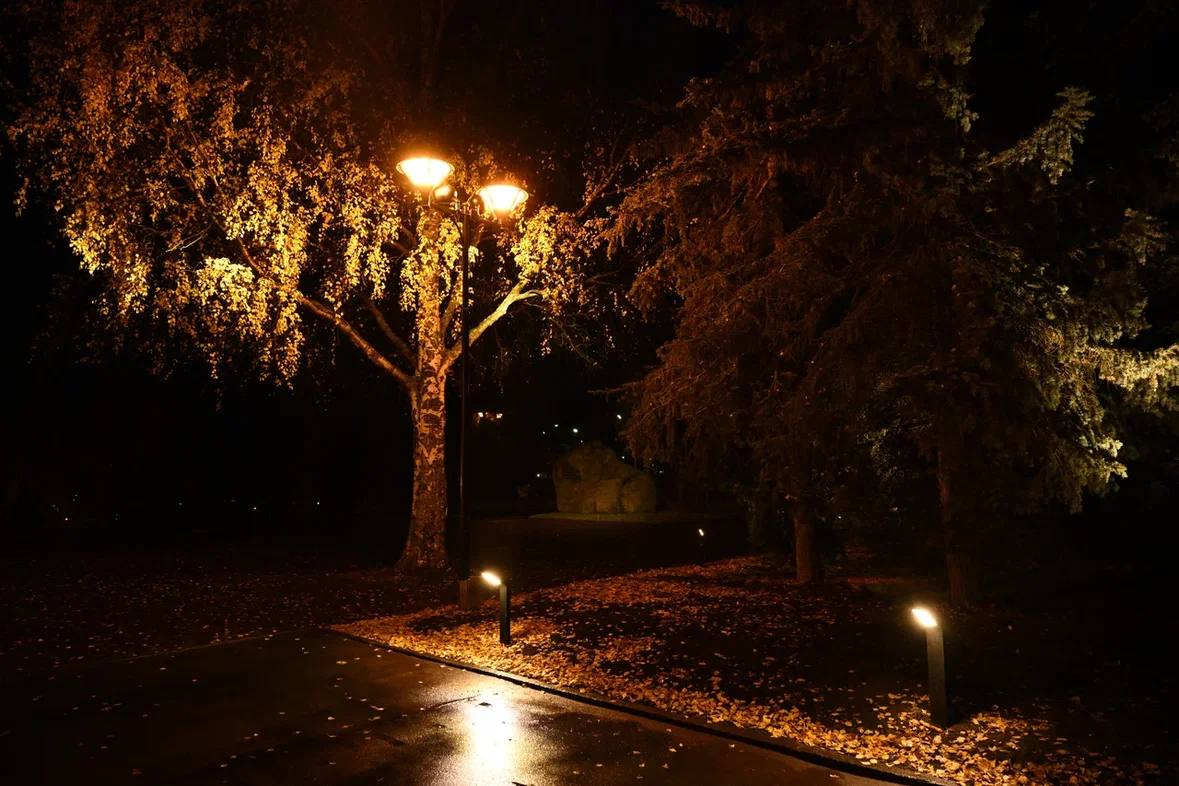 Колыхматова: Вместе с Главой Карелии Артуром Парфенчиковым и депутатом Законодательного собрания Сергеем Шугаевым проверили, как работает новое освещение у мемориального комплекса «Могила Неизвестного солдата с Вечным огнем... Колыхматова: Вместе с Главой Карелии Артуром Парфенчиковым и депутатом Законодательного собрания Сергеем Шугаевым проверили, как работает новое освещение у мемориального комплекса «Могила Неизвестного солдата с Вечным огнем...