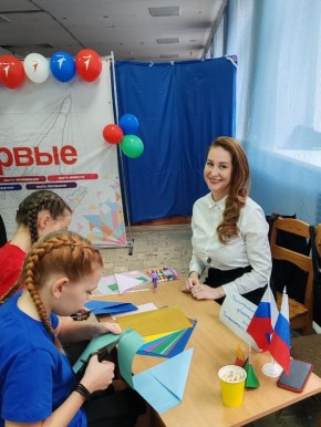 В День народного единства, в Питкярантском городском доме культуры состоялось особенное мероприятие – яркий концерт "Движение первых"!