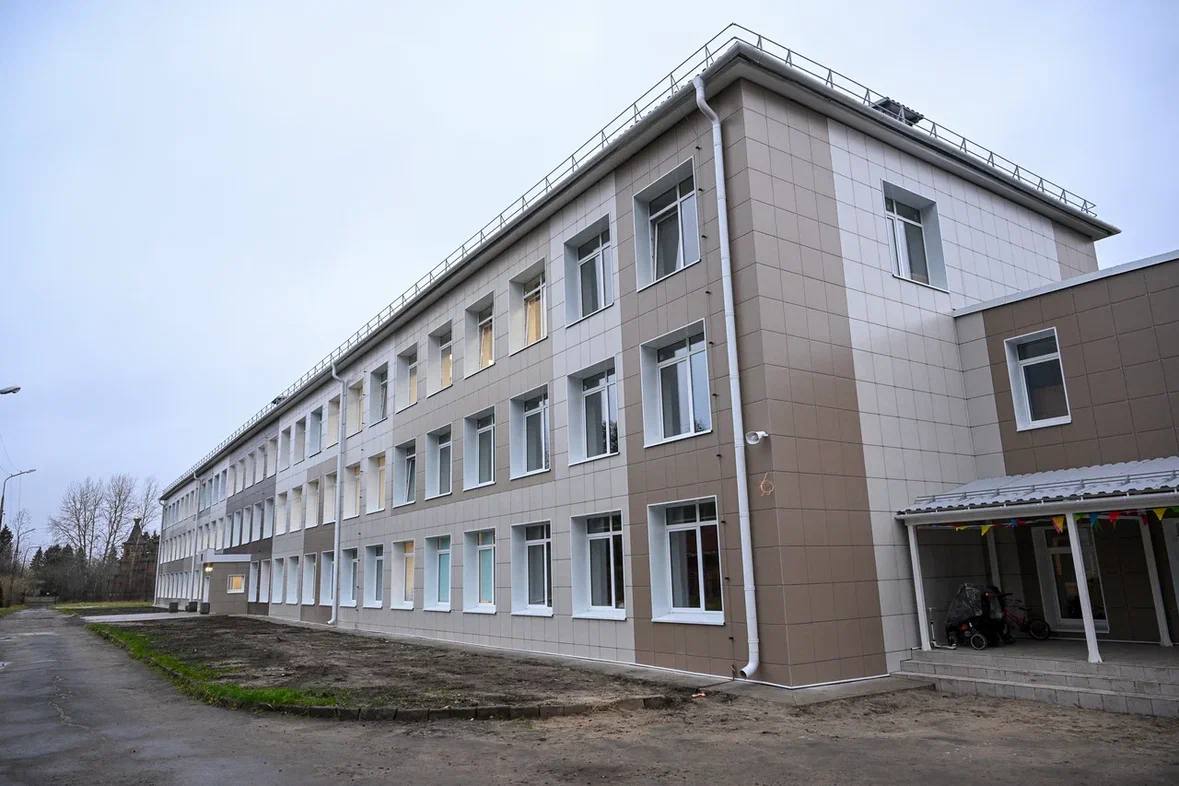 Колыхматова: Сегодня мы открыли двери нашей школы №7 после капитального ремонта! Колыхматова: Сегодня мы открыли двери нашей школы №7 после капитального ремонта!