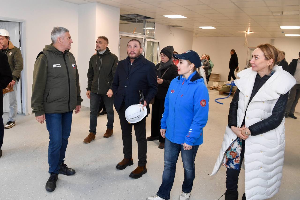 Колыхматова: Вместе с Главой Карелии Артуром Парфенчиковым, министром здравоохранения Михаилом Охлопковым, депутатами Петросовета и Законодательного собрания проверили ход строительства нового филиала поликлиники №4 на улице... Колыхматова: Вместе с Главой Карелии Артуром Парфенчиковым, министром здравоохранения Михаилом Охлопковым, депутатами Петросовета и Законодательного собрания проверили ход строительства нового филиала поликлиники №4 на улице...