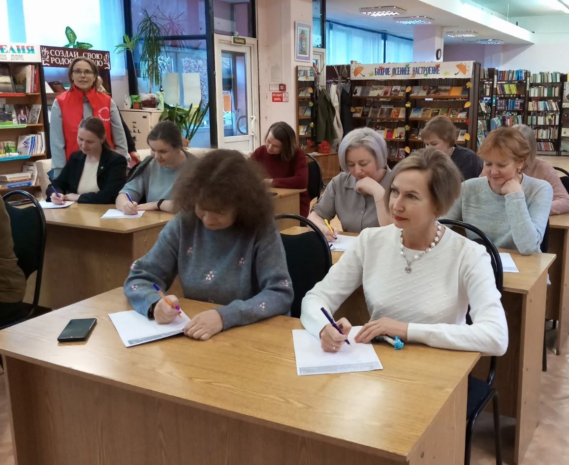 Народов много – страна одна! Народов много – страна одна!