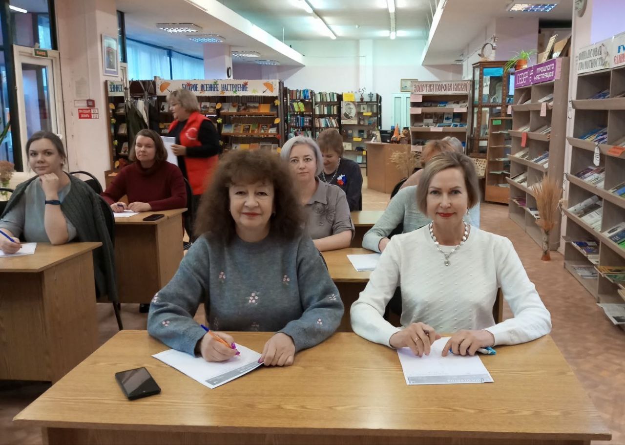 Народов много – страна одна! Народов много – страна одна!