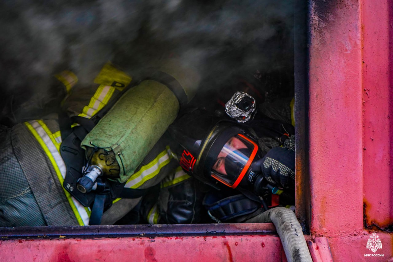 У настоящих мужчин – испытания с огнём! У настоящих мужчин – испытания с огнём!