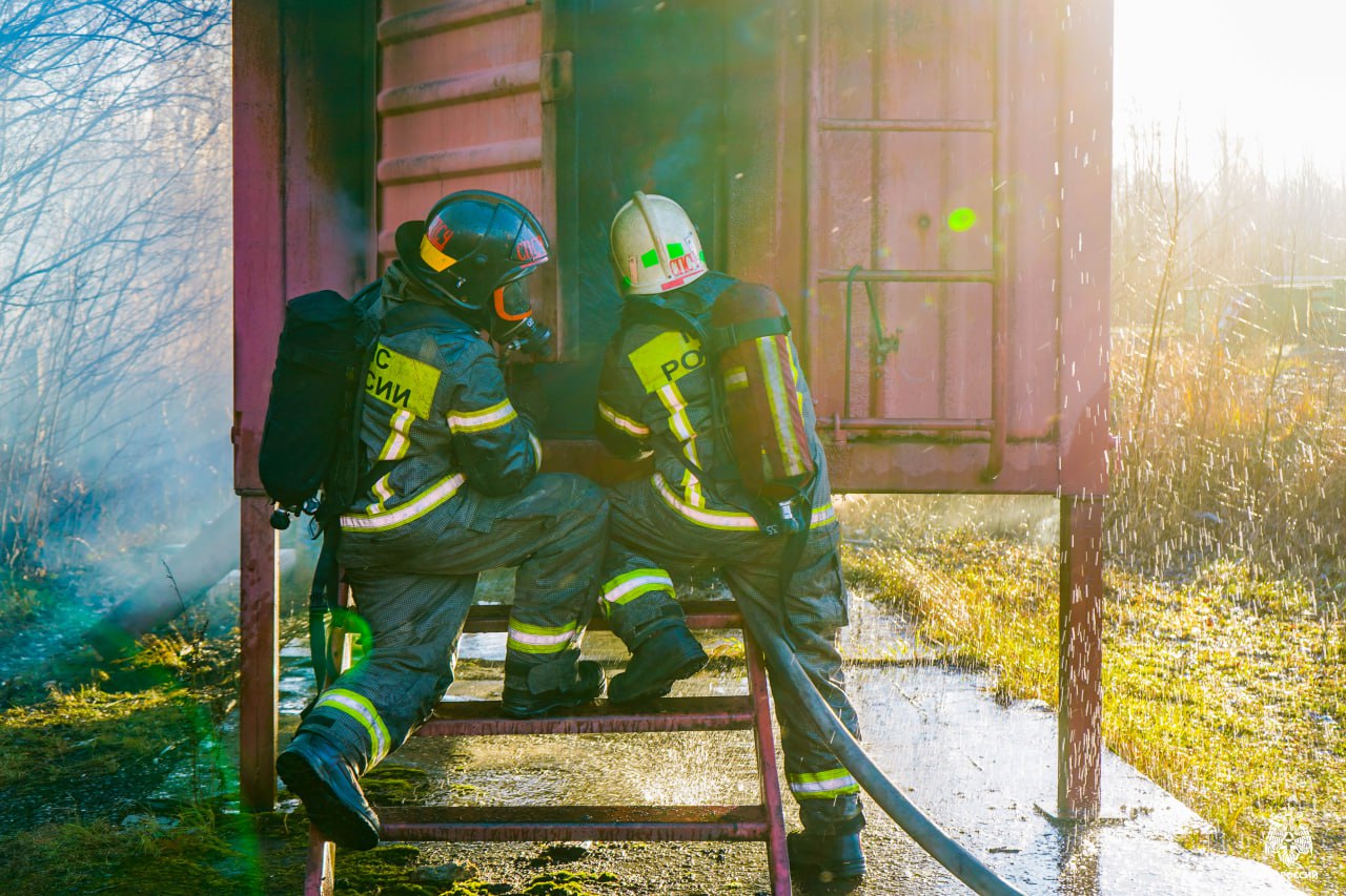 У настоящих мужчин – испытания с огнём! У настоящих мужчин – испытания с огнём!