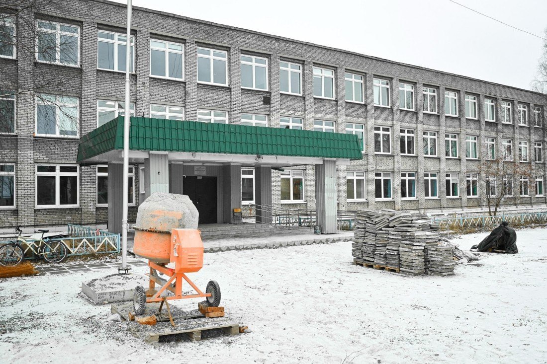 Глава Карелии Артур Парфенчиков проверил ход капитального ремонта соцобъектов в Беломорске Глава Карелии Артур Парфенчиков проверил ход капитального ремонта соцобъектов в Беломорске