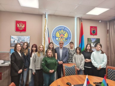 «День открытых дверей». В рамках реализации программы правового просвещения молодых и будущих избирателей Избирательная комиссия Республики Карелия продолжает проводить «Дни открытых дверей»