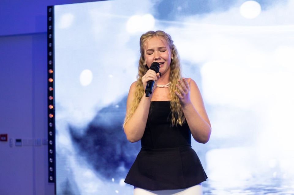 Колыхматова: Провели в Петрозаводске первый Республиканский конкурс-фестиваль «ГОЛОС KARJALA», объединивший талантливых исполнителей со всей Карелии и из других регионов России