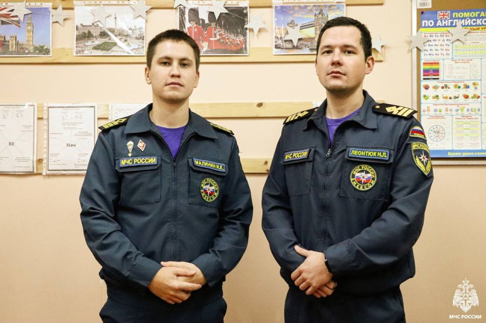 Инспекторы в деле. Государственные инспекторы по маломерным судам центра ГИМС Игорь Малинин и Николай Леонтюк стали судьями на одной из станций муниципального этапа Всероссийской олимпиады школьников по основам безопасности...