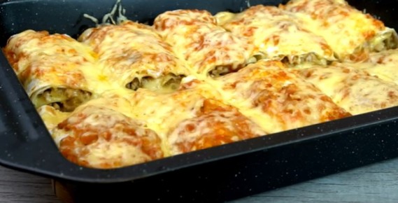 Легкие и сытные энчилады: быстрое решение для ужина из лаваша