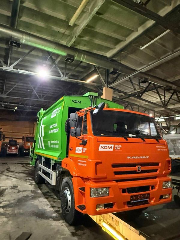 Колыхматова: Плюс 1 новый мусоровоз!. Сегодня мы получили еще одну единицу спецтехники для нашего муниципального предприятия «Автоспецтранс»