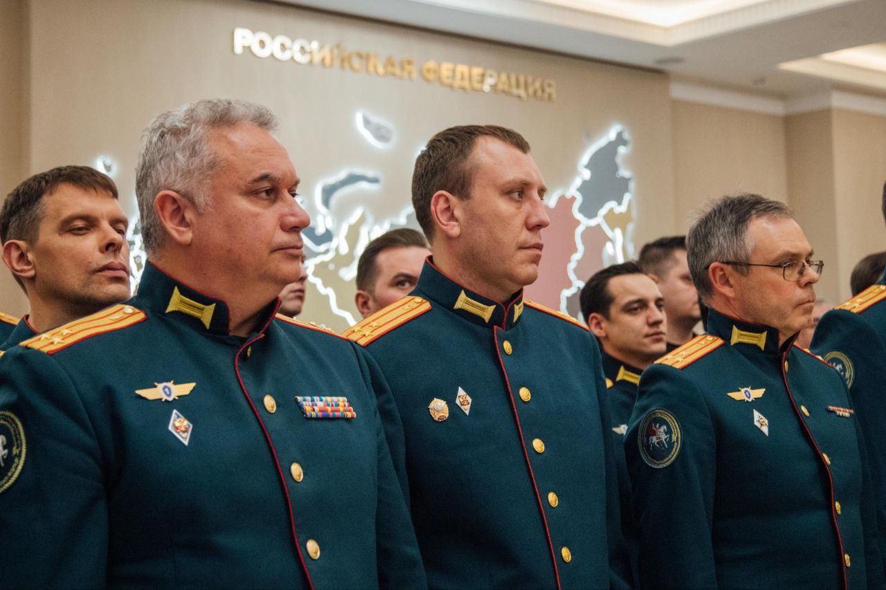 В Совете Федерации прошла церемония открытия фотовыставки «Следственный комитет России сегодня в районах проведения специальной военной операции» В Совете Федерации прошла церемония открытия фотовыставки «Следственный комитет России сегодня в районах проведения специальной военной операции»