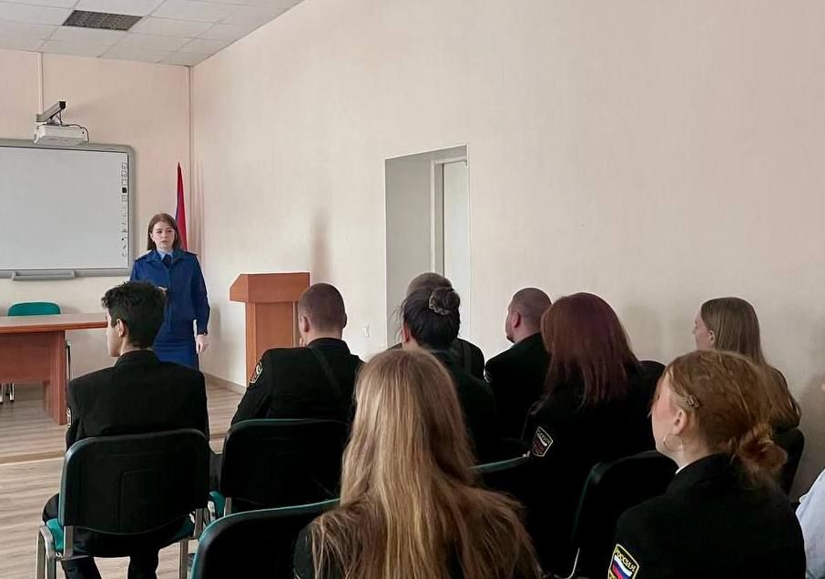 Помощник прокурора города Петрозаводска Янина Гулевич провела тематическое учебное занятие для студентов колледжа Северного института (филиала) ВГУЮ РПА Минюста России
