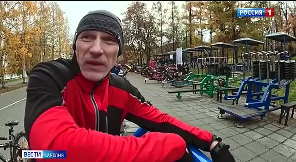 Как оставаться в идеальной форме и ни в чем себе не отказывать — хорошо знает Александр Воронов