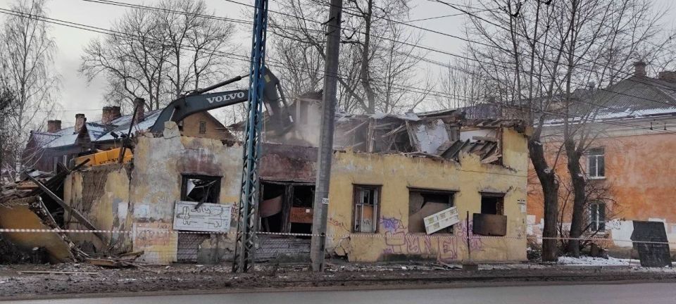 Колыхматова: Продолжаем сносить расселенные аварийные дома