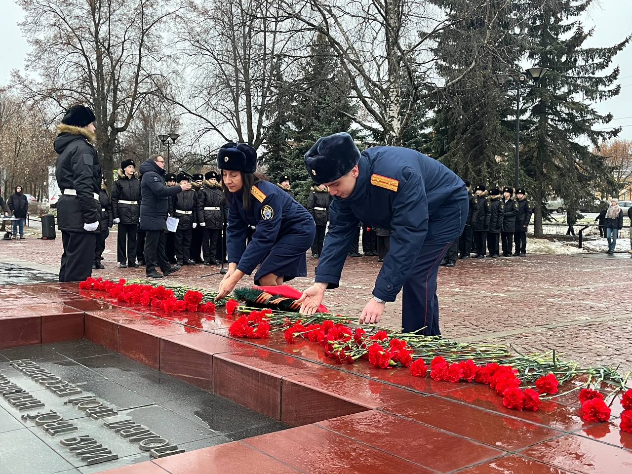 Сотрудники СУ СК России по Республике Карелия приняли участие в закрытии регионального этапа всероссийской акции «Вахта Памяти» Сотрудники СУ СК России по Республике Карелия приняли участие в закрытии регионального этапа всероссийской акции «Вахта Памяти»