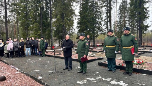 Новобранцы Карелии приняли присягу на «Кургане Славы» в Пряжинском районе