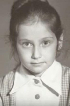 Эвелина Хромченко: Модный путь от юности до нетаемой грации