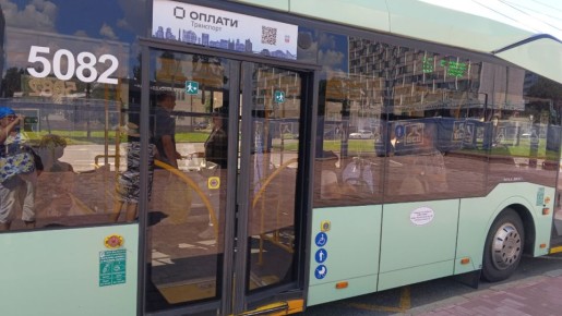 Общественный транспорт: Как Беларусь делает его доступным и удобным, а у нас — проблемы
