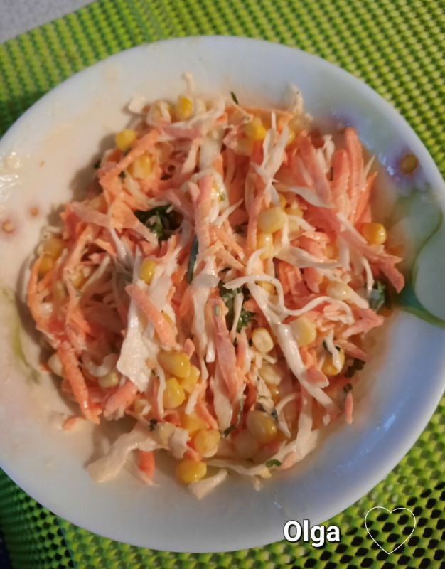 Освежающий салат из капусты: легкий путь к здоровому питанию