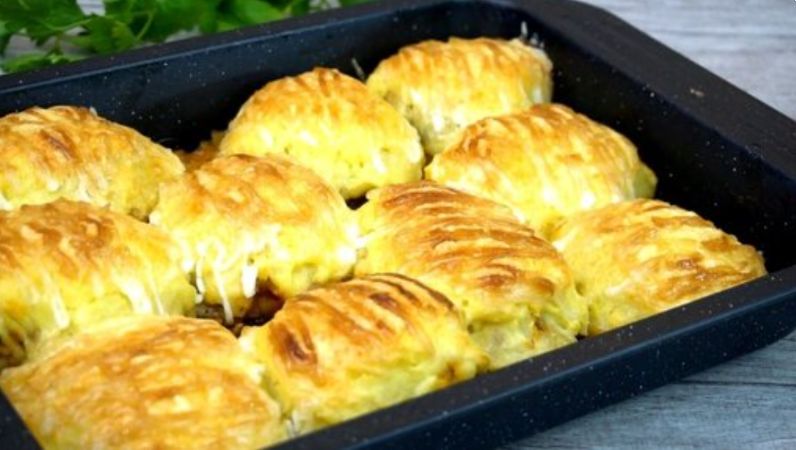 Праздничное мясное блюдо «Рассольники»: Все в одном — мясо и гарнир готовятся одновременно