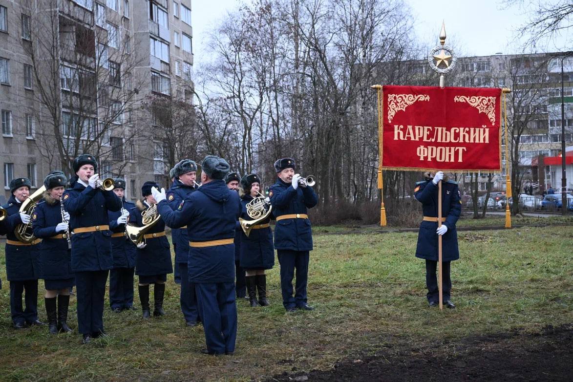 Колыхматова: Сегодня торжественно открыли памятник генерал-полковнику Валериану Александровичу Фролову — первому командующему Карельским фронтом в годы Великой Отечественной войны Колыхматова: Сегодня торжественно открыли памятник генерал-полковнику Валериану Александровичу Фролову — первому командующему Карельским фронтом в годы Великой Отечественной войны
